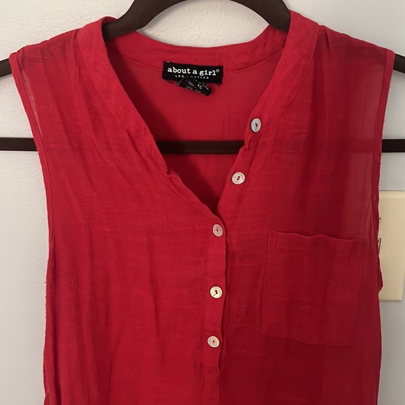 Super cute maroon/ red tunic tank ! - Picture 2 of 10